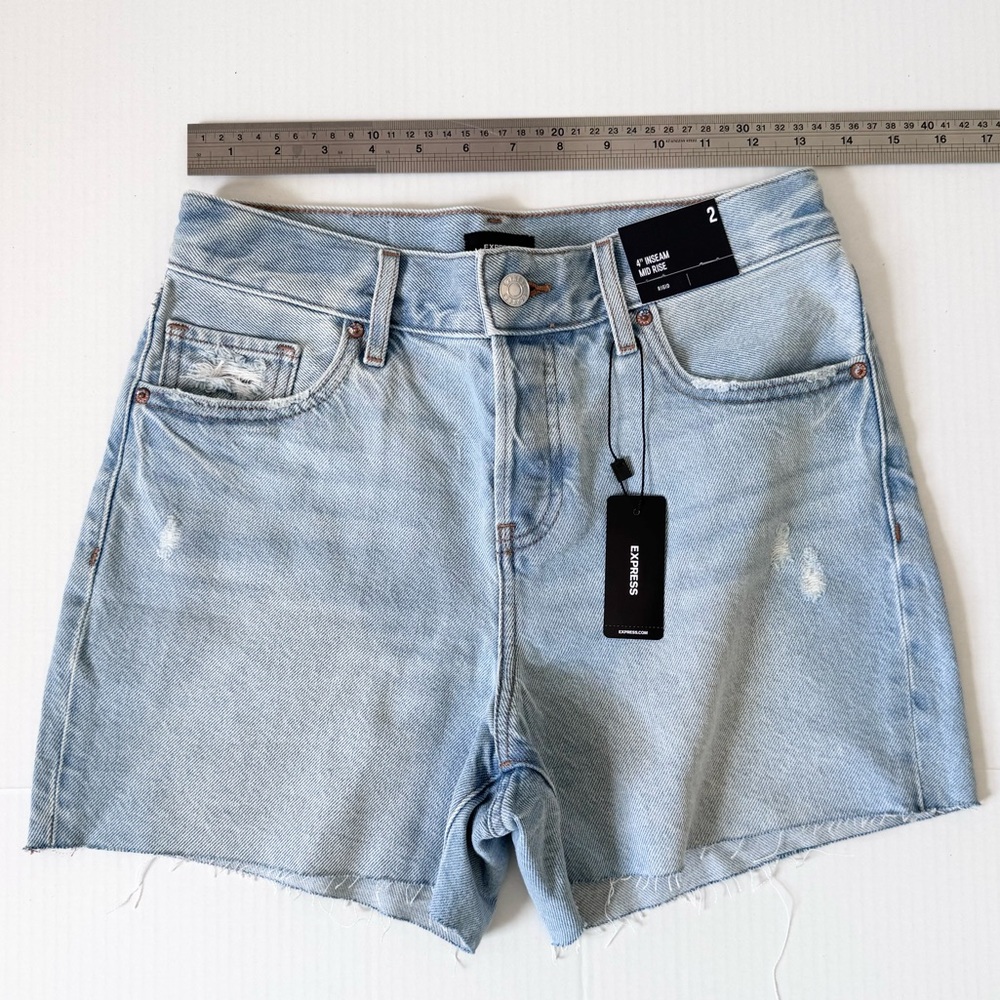 Express Midi Jean Shorts - Picture 2 of 8
